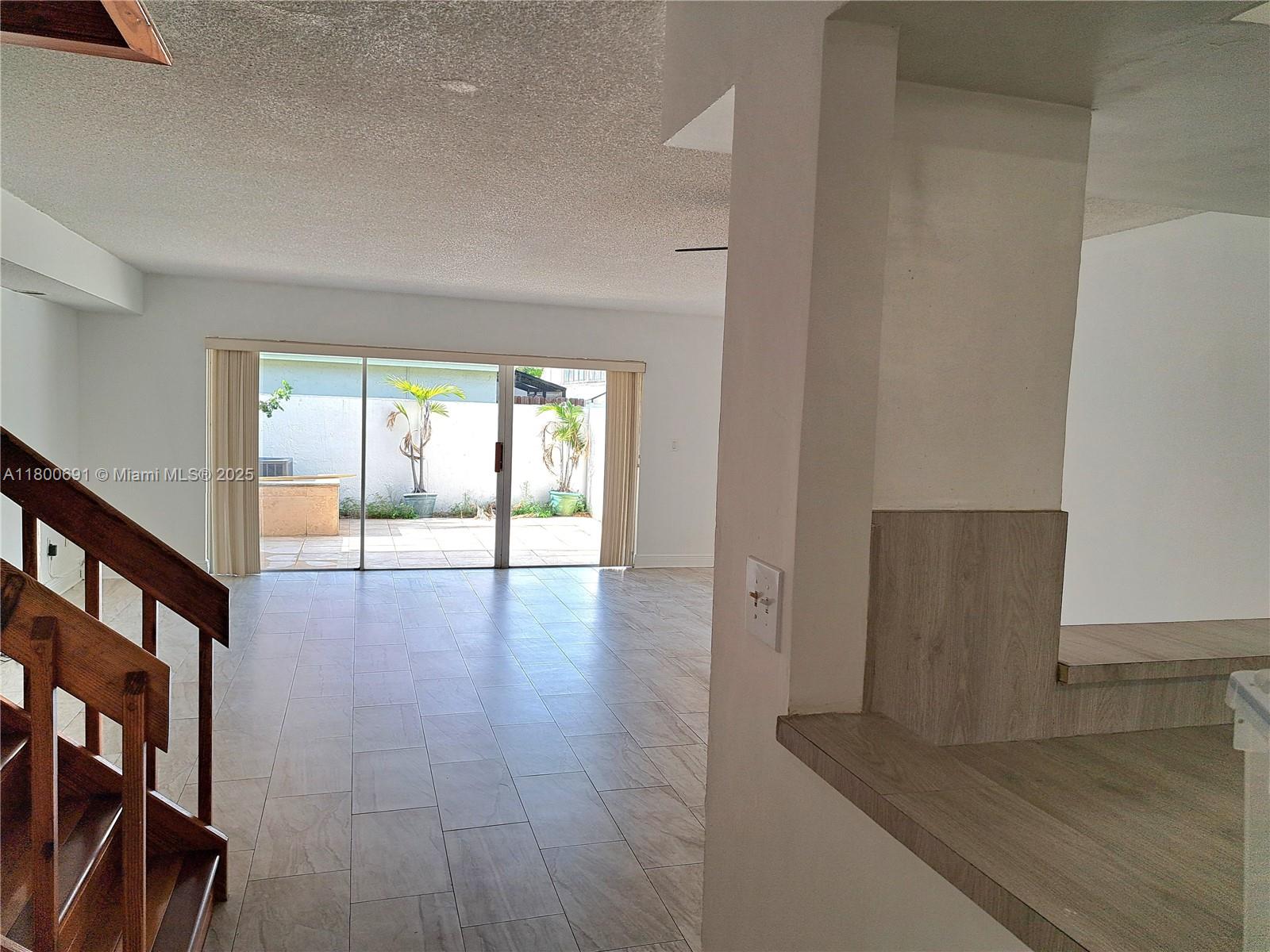 3535 Magellan Cir 525