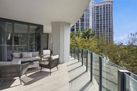 2831 S BAYSHORE DR 501 Miami FL 33133