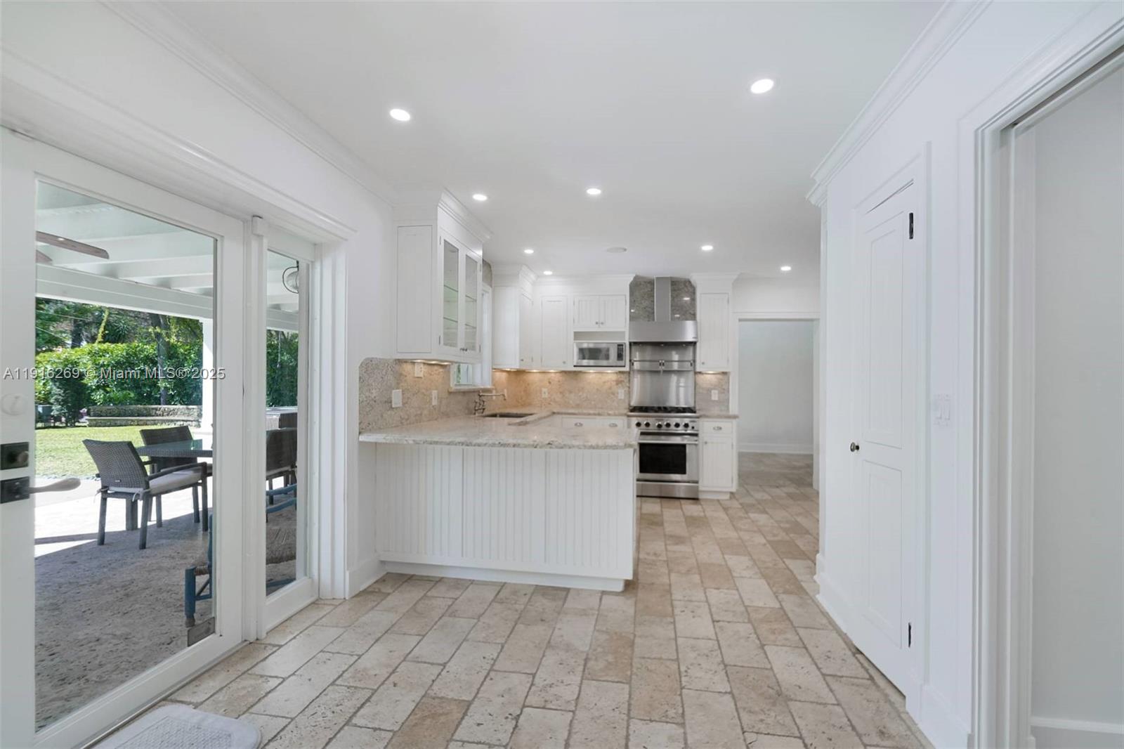 KINGSLEYS SUB - Land