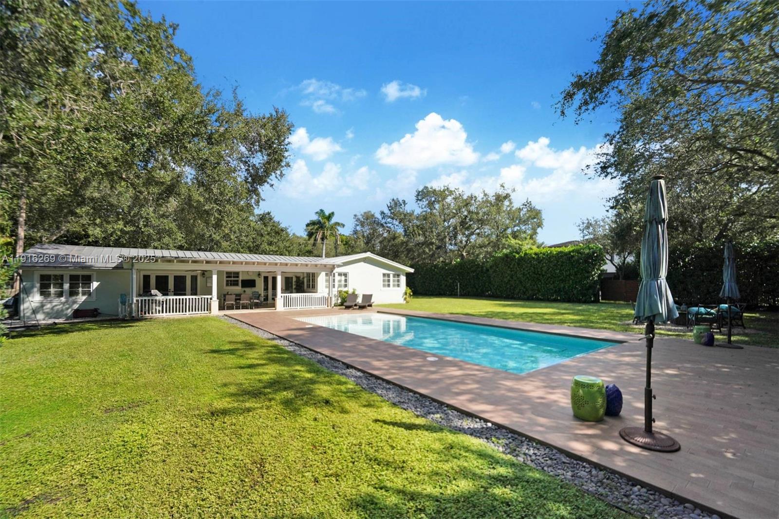 KINGSLEYS SUB - Land