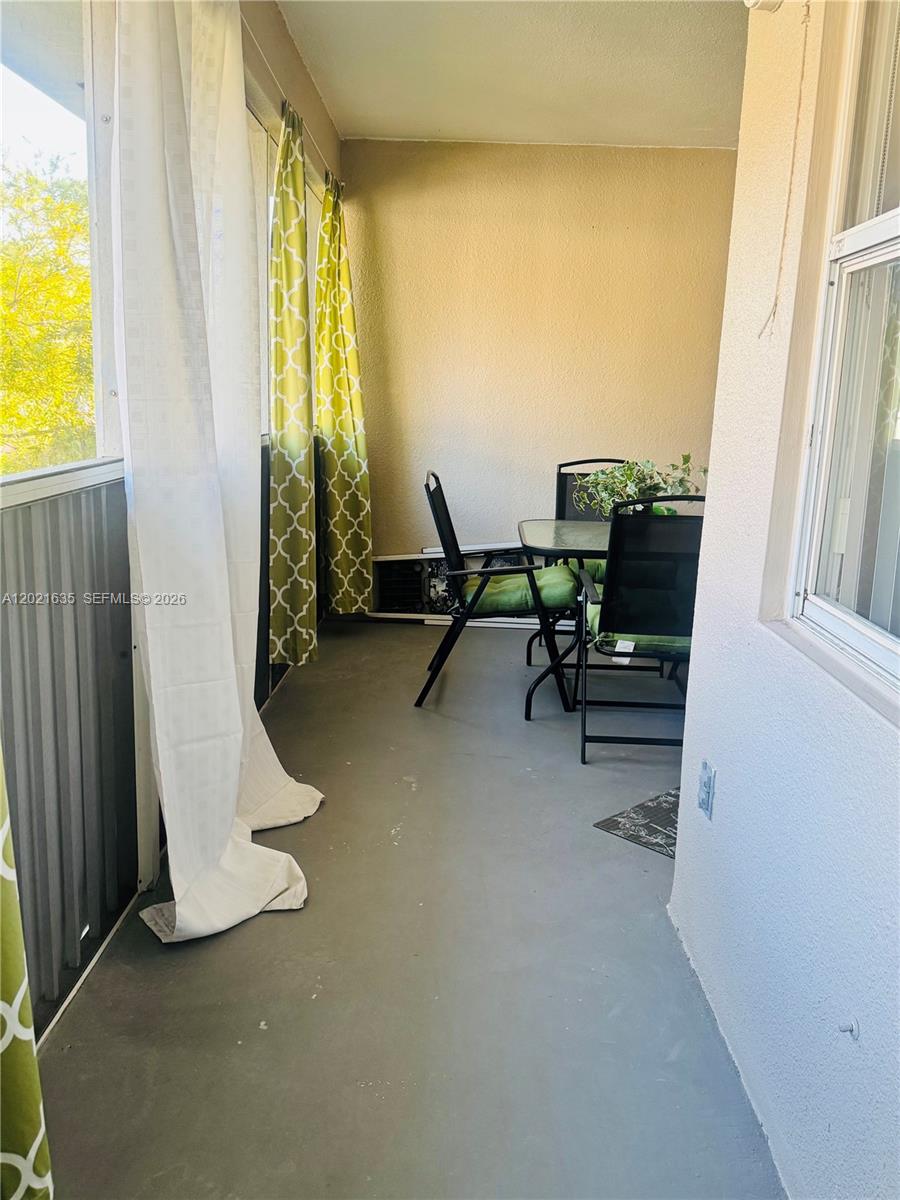 KEYS GATE CONDO NO SIX - Residential