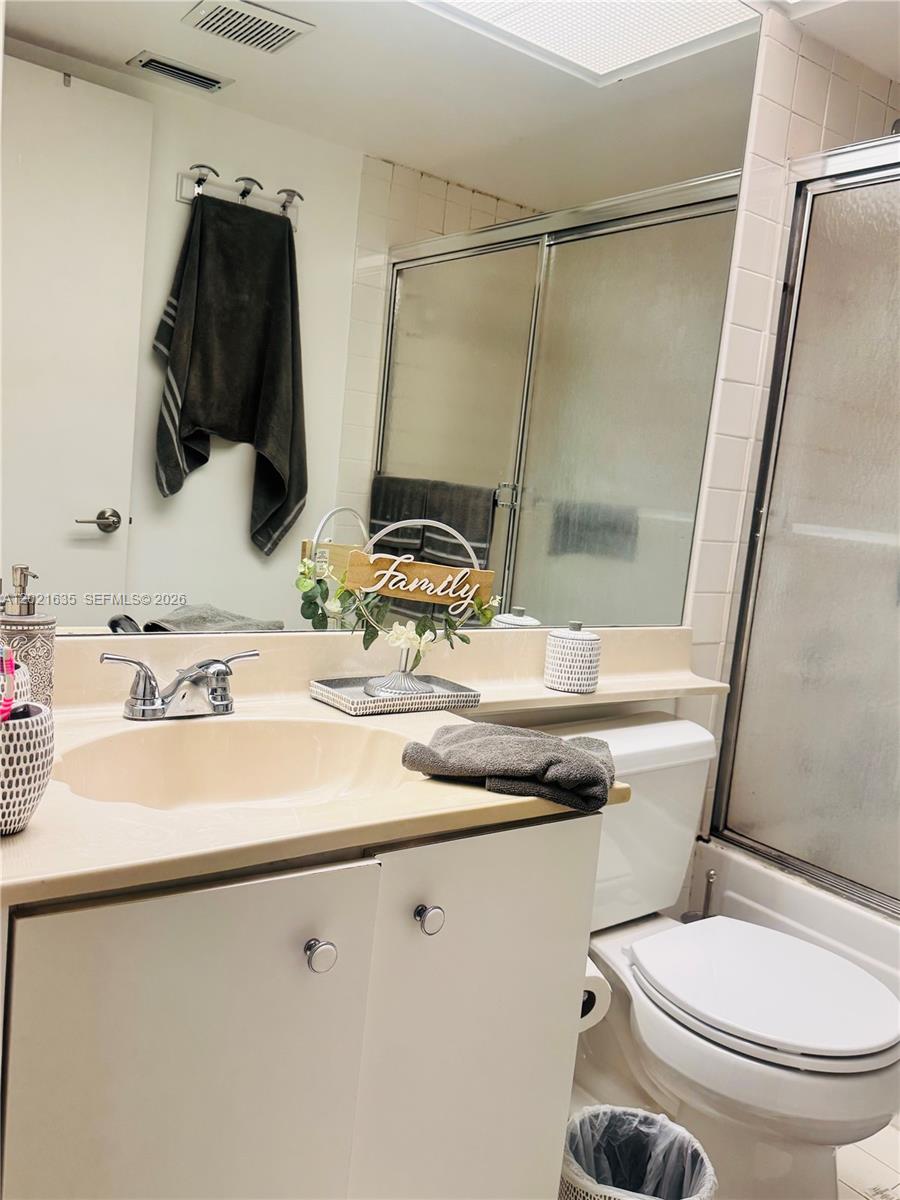 KEYS GATE CONDO NO SIX - Residential