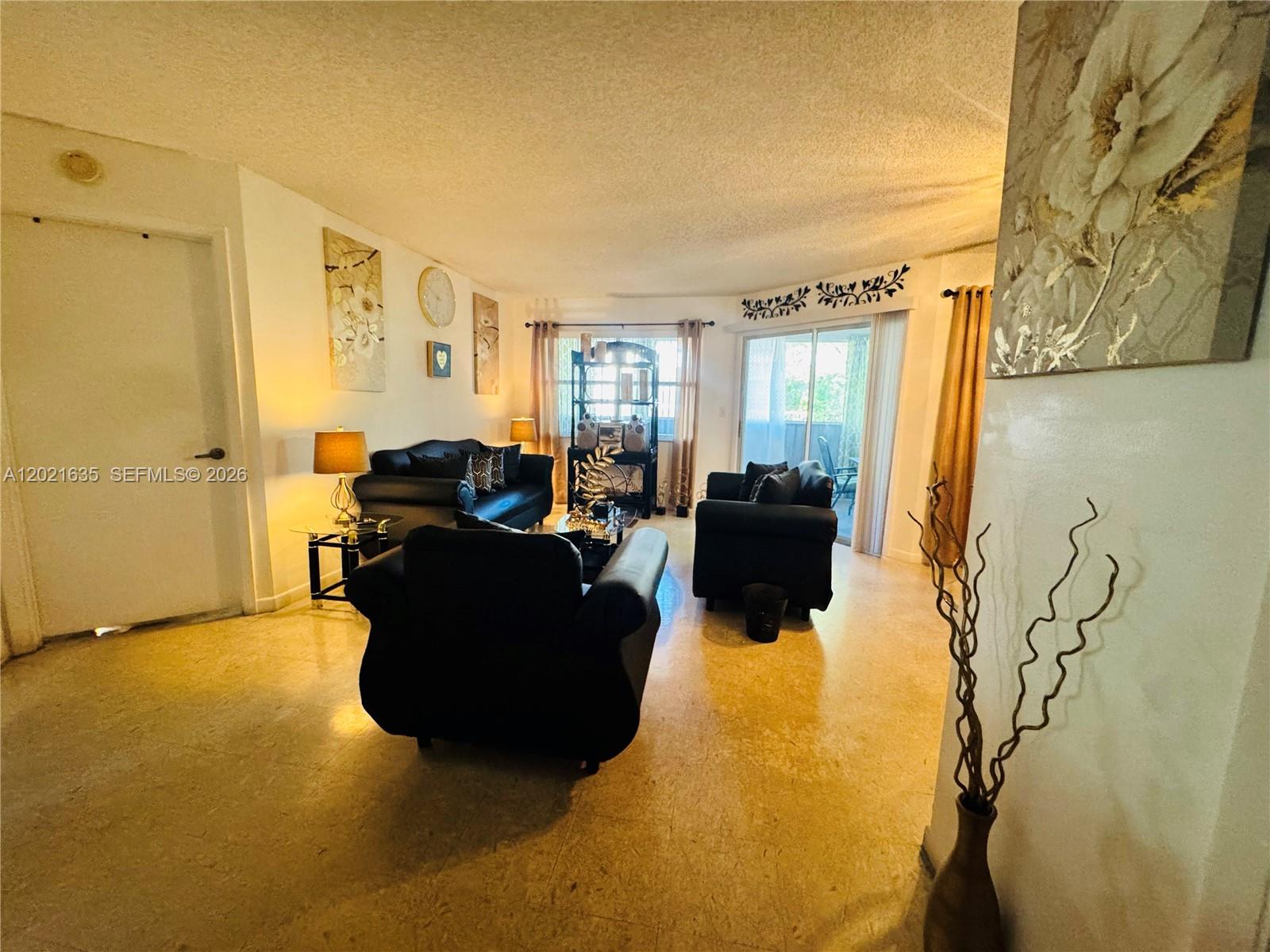 KEYS GATE CONDO NO SIX - Residential