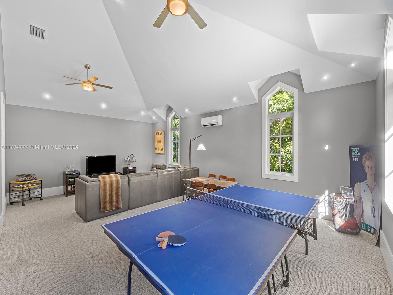 OAKRIDGE ESTATES SEC 3 - Residential