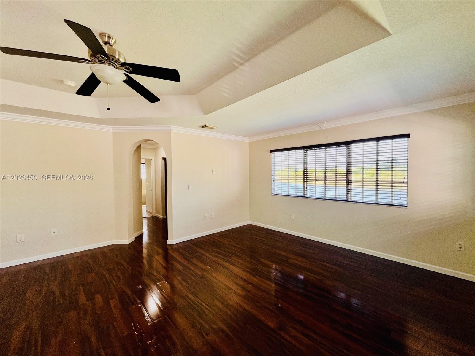 MANDARIN LAKES - Residential