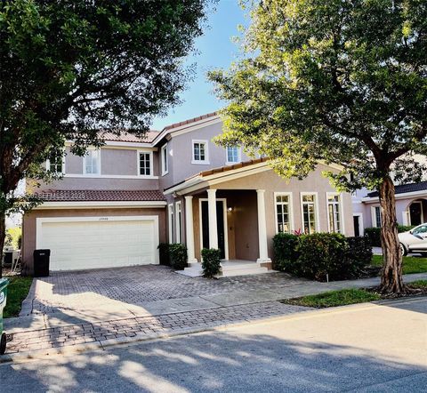 Photo of 27448 SW 143rd Ct, Homestead, FL 33032 (MLS # A12023450)
