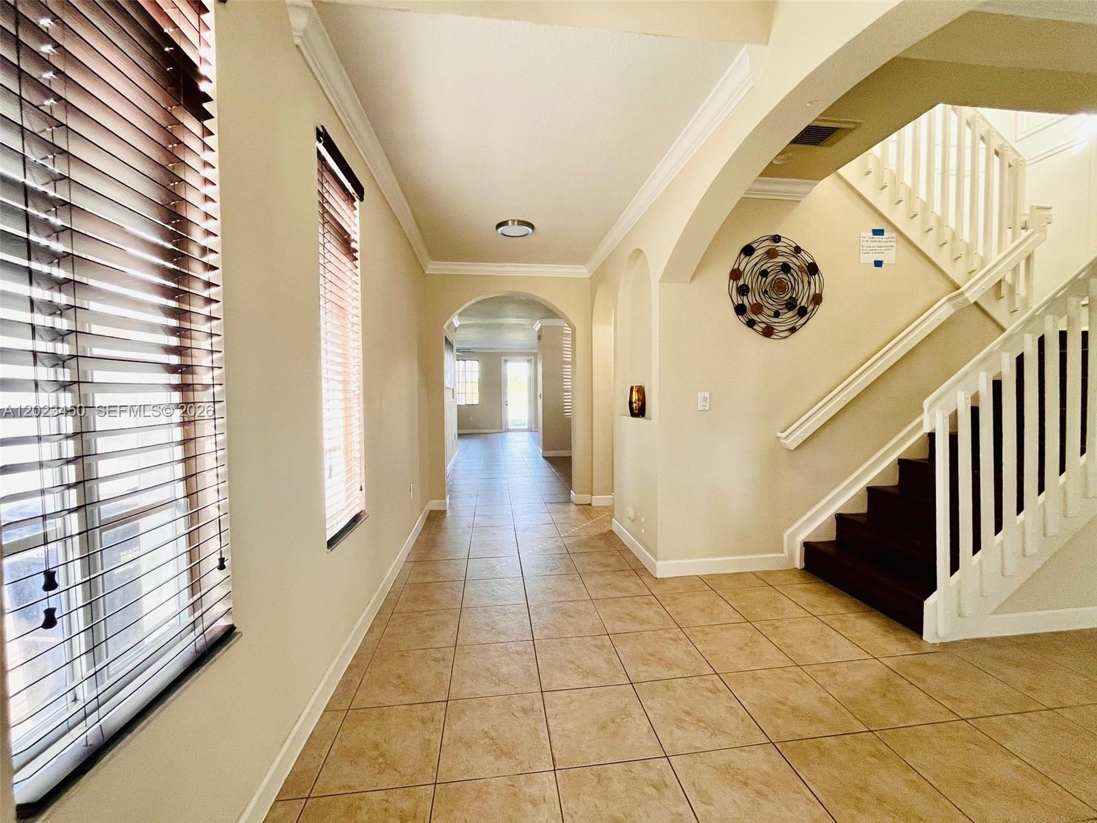 MANDARIN LAKES - Residential