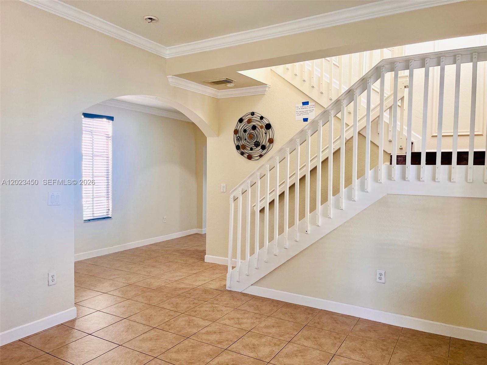 MANDARIN LAKES - Residential
