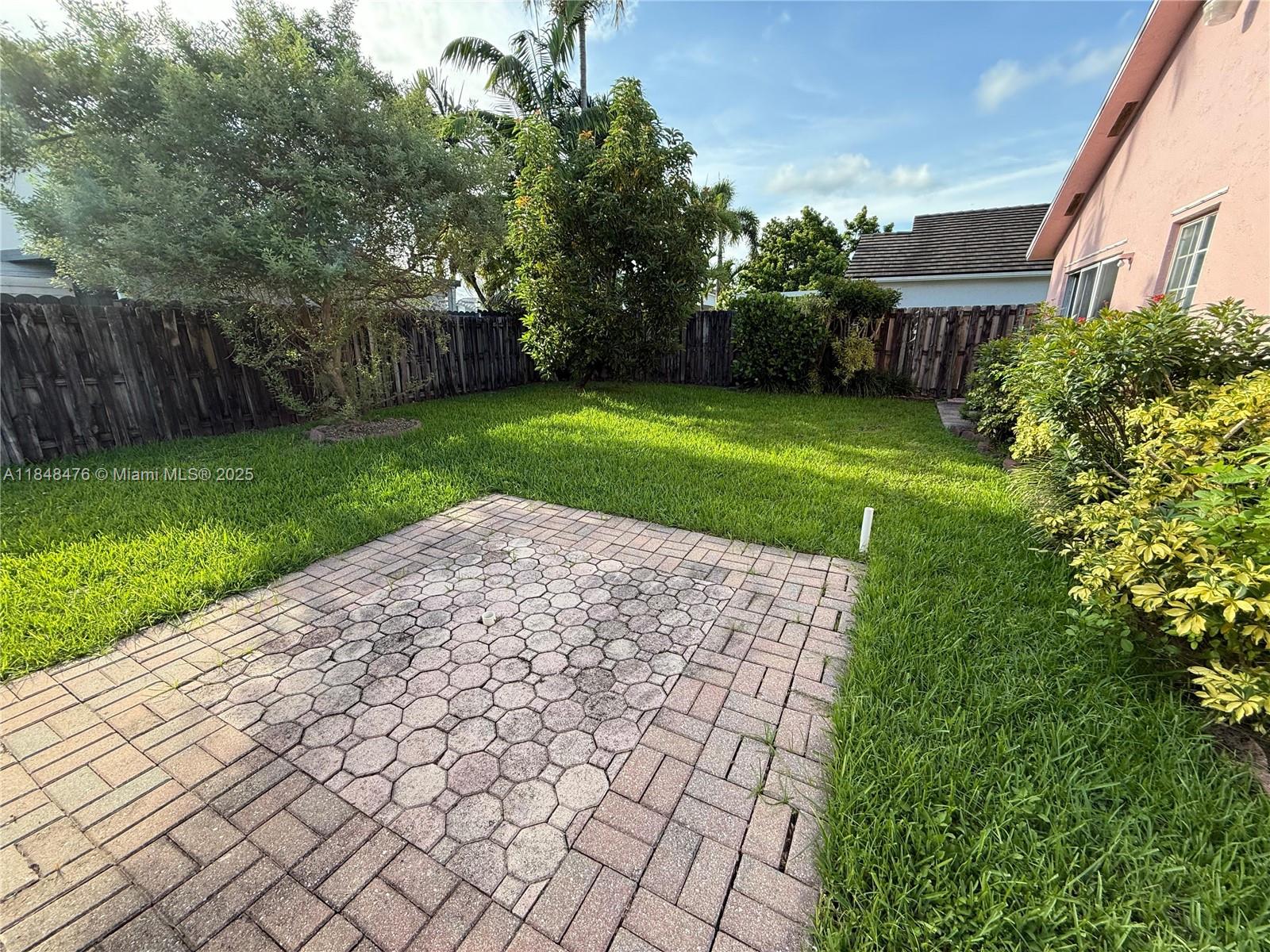 MARALEX HOMES - Residential