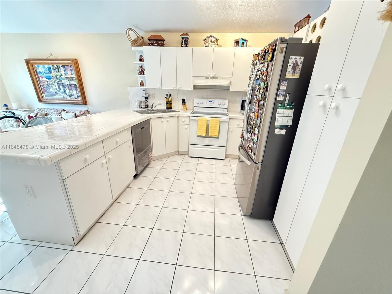 MARALEX HOMES - Residential