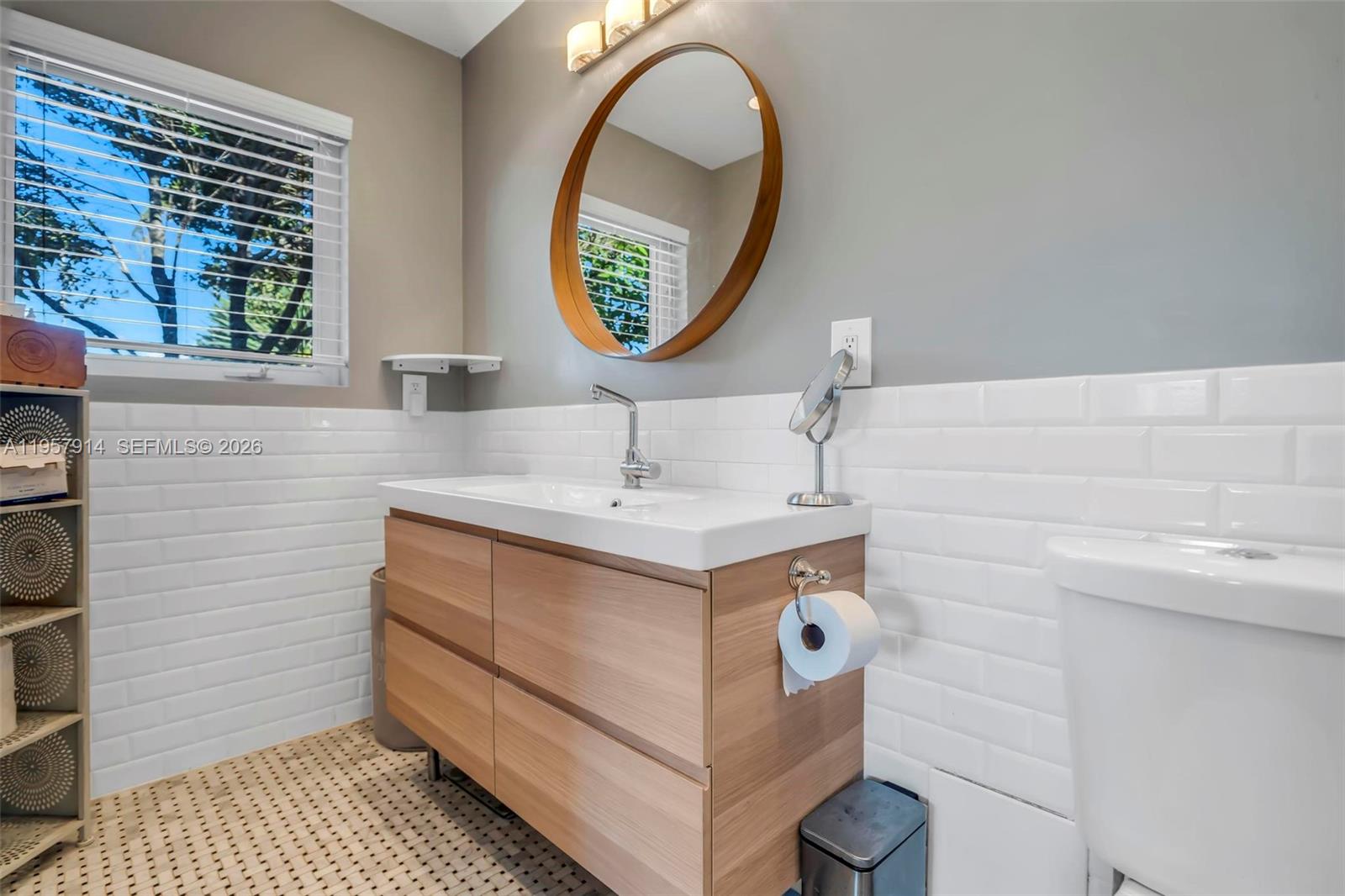 SUNSET ISLES SEC 4 - Residential Lease