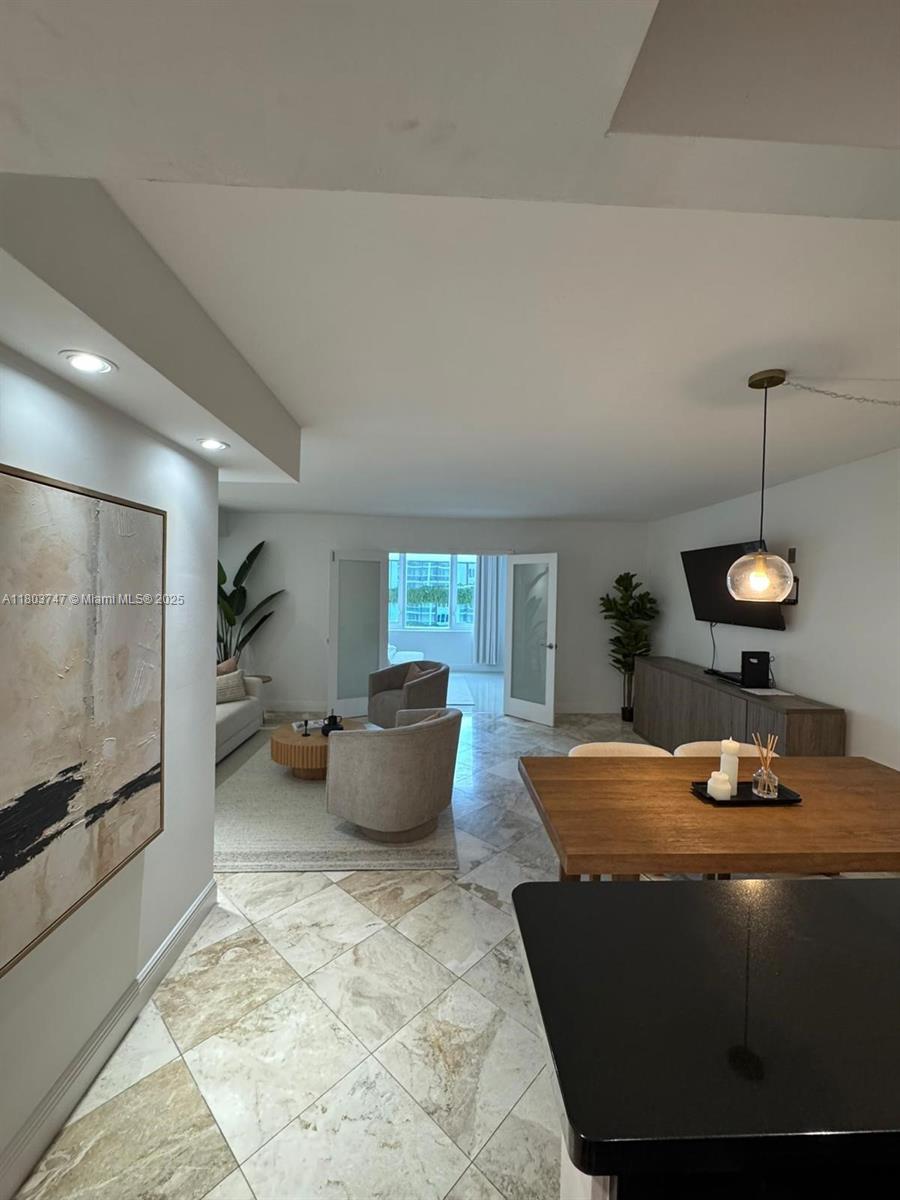 RONEY PALACE CONDO - Residential