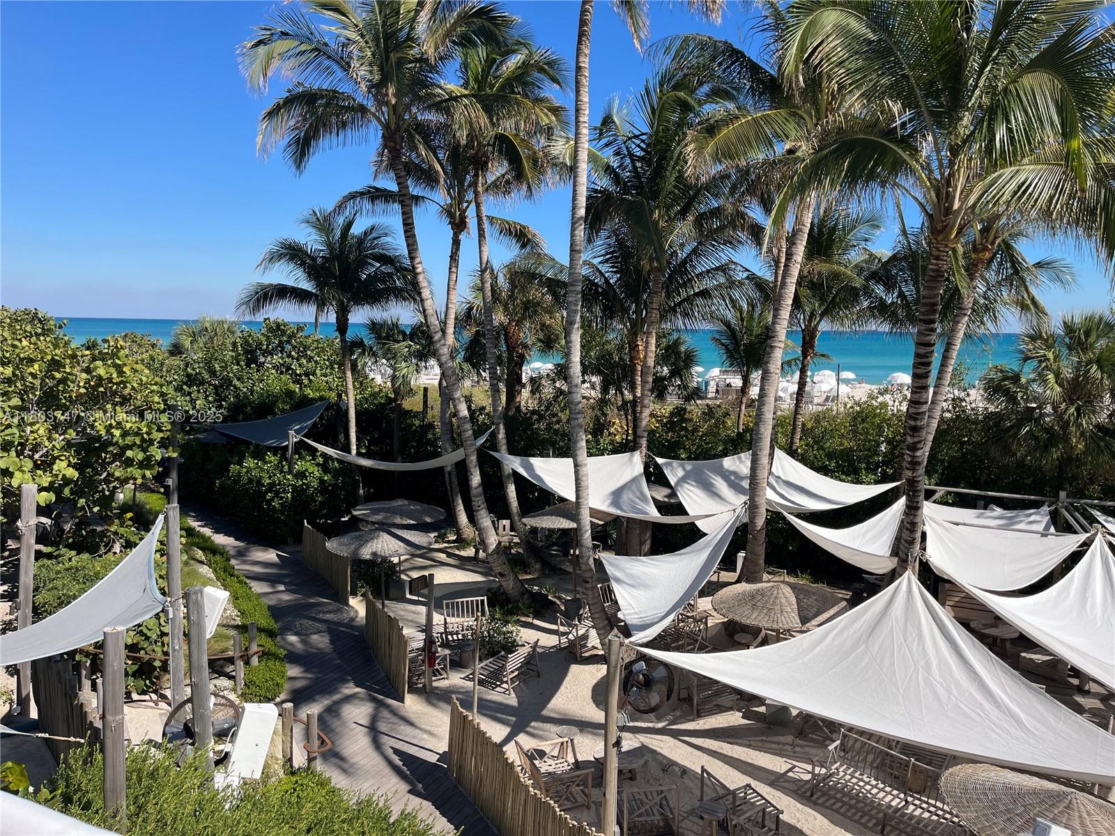 RONEY PALACE CONDO - Residential