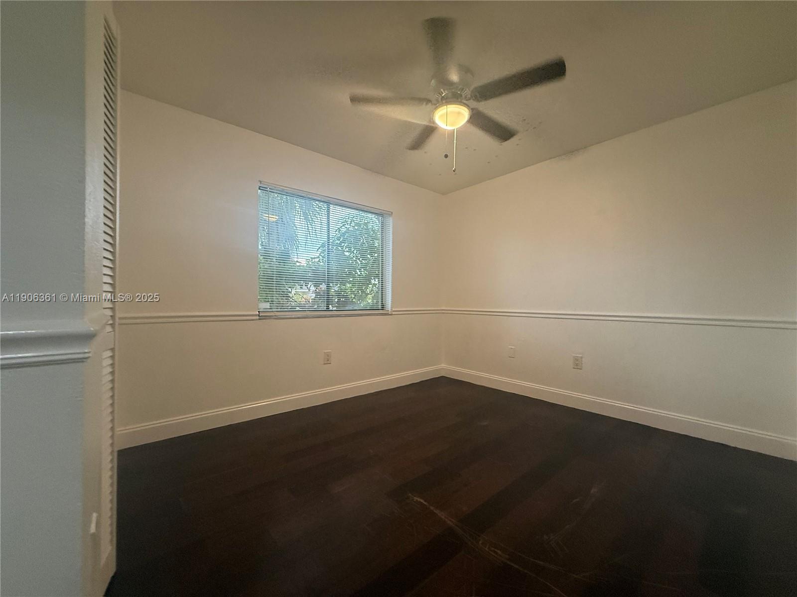 WOODFIELD - Residential