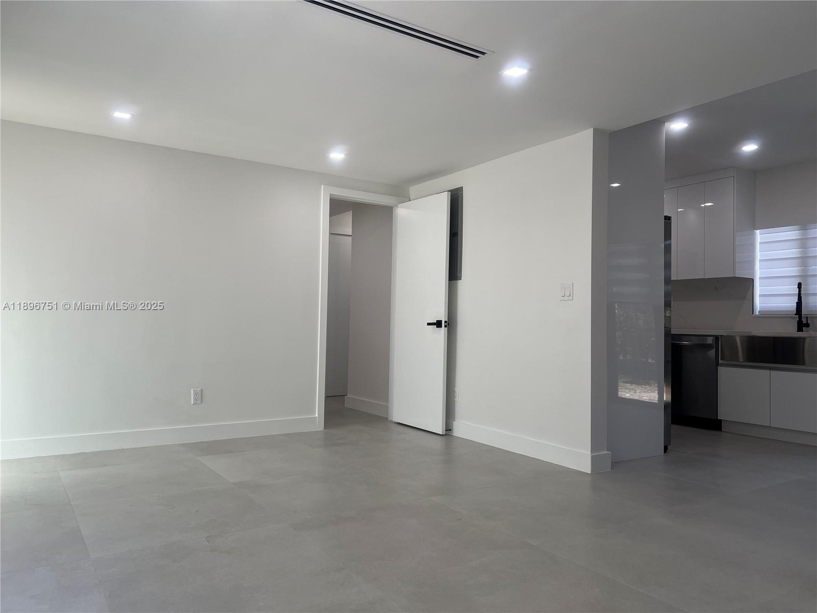 HIGHVIEW GARDENS SEC B - Residential