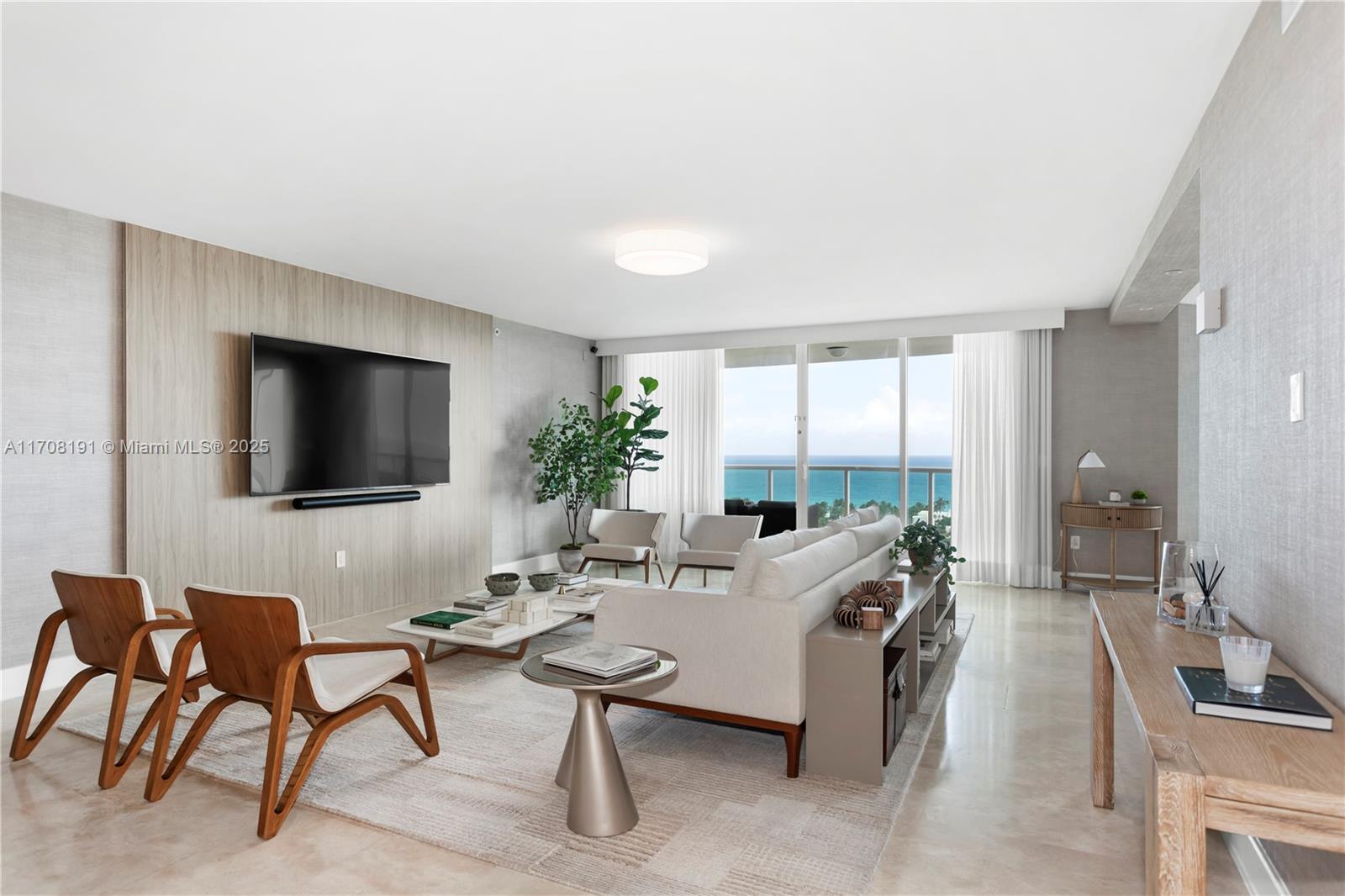 20201 E Country Club Dr 1902