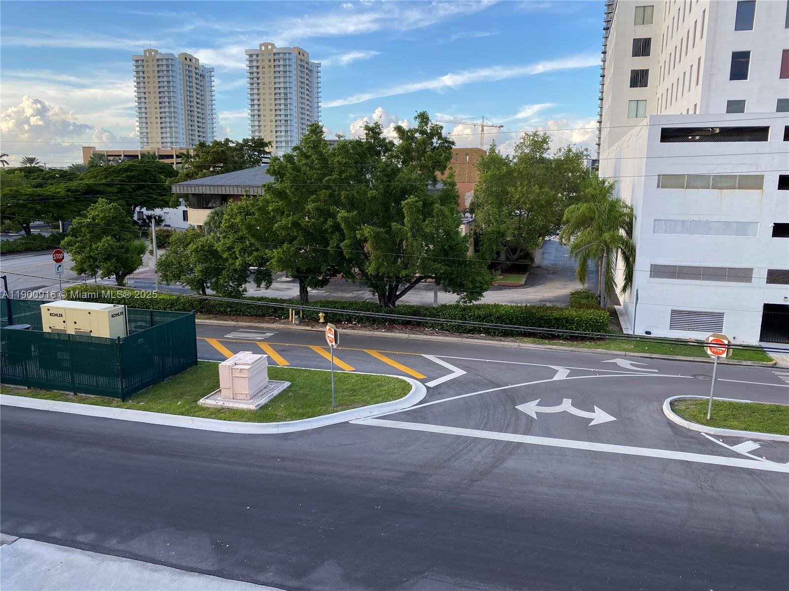 GOLDEN ISLES LAKES CONDO - Residential