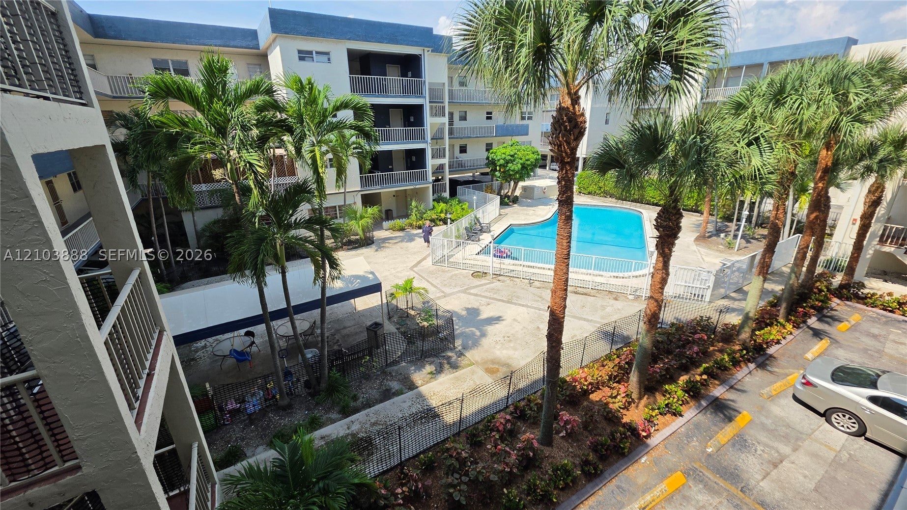 16750 NE 10th Ave 208