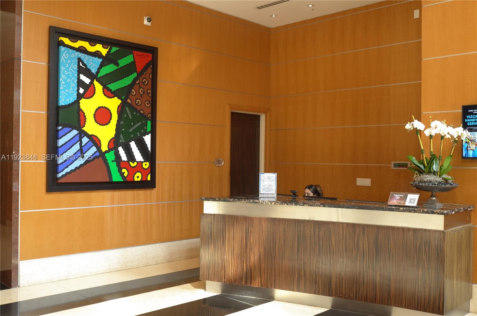 VIZCAYNE SOUTH CONDO - Residential