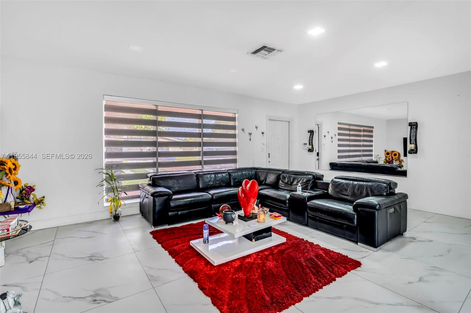 MIRAMAR SEC 8 - Residential