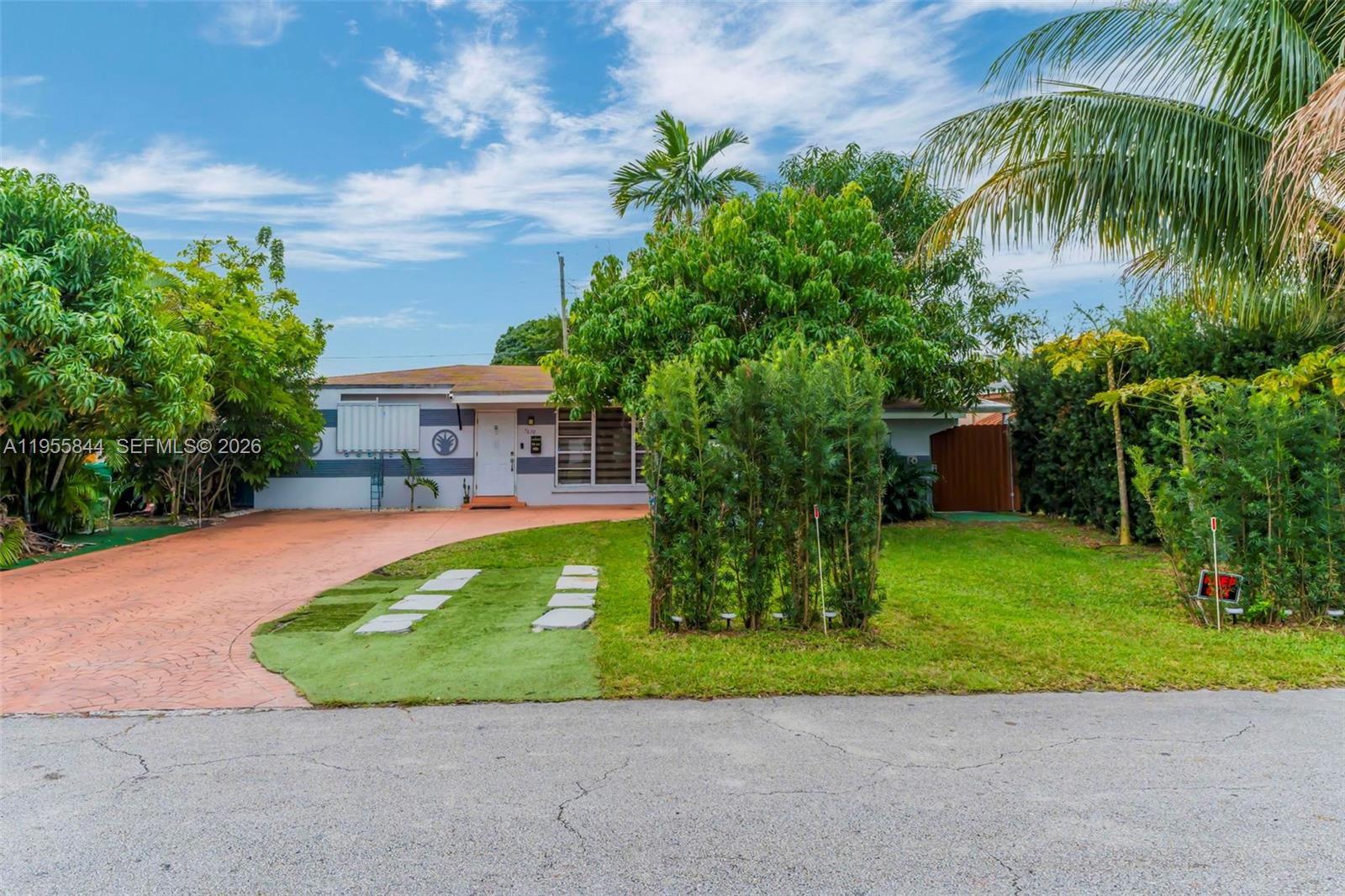 MIRAMAR SEC 8 - Residential