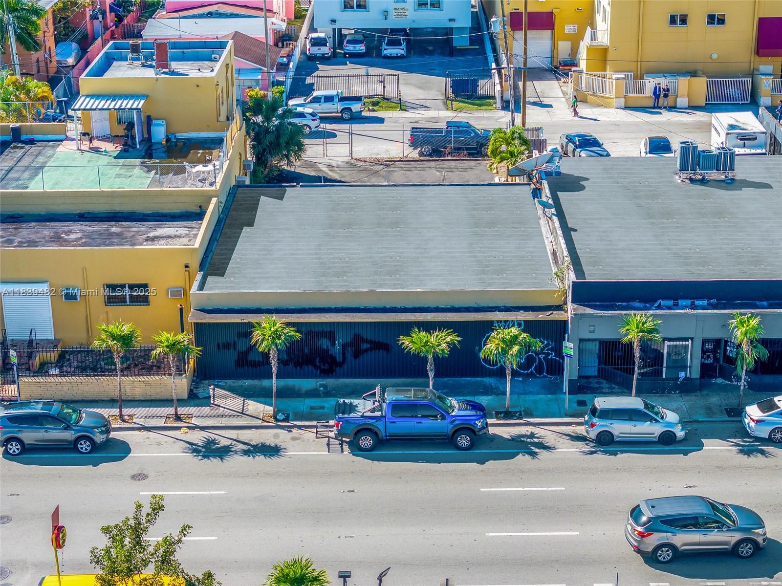 Prime 3,274 SF retail space located on a 6,000 SF lot in the heart of Miami’s urban core. This freestanding building offers excellent visibility along the high-traffic corridor of W Flagler Street and includes 10 dedicated parking spaces—a rare amenity in the area.
Zoned for a wide range of commercial uses including medical office, retail store, restaurant, and more, the property is ideal for tenants looking to establish or expand their presence in a vibrant and growing neighborhood. The landlord is flexible and willing to assist with tenant build-out, making this a turn-key opportunity for the right business.