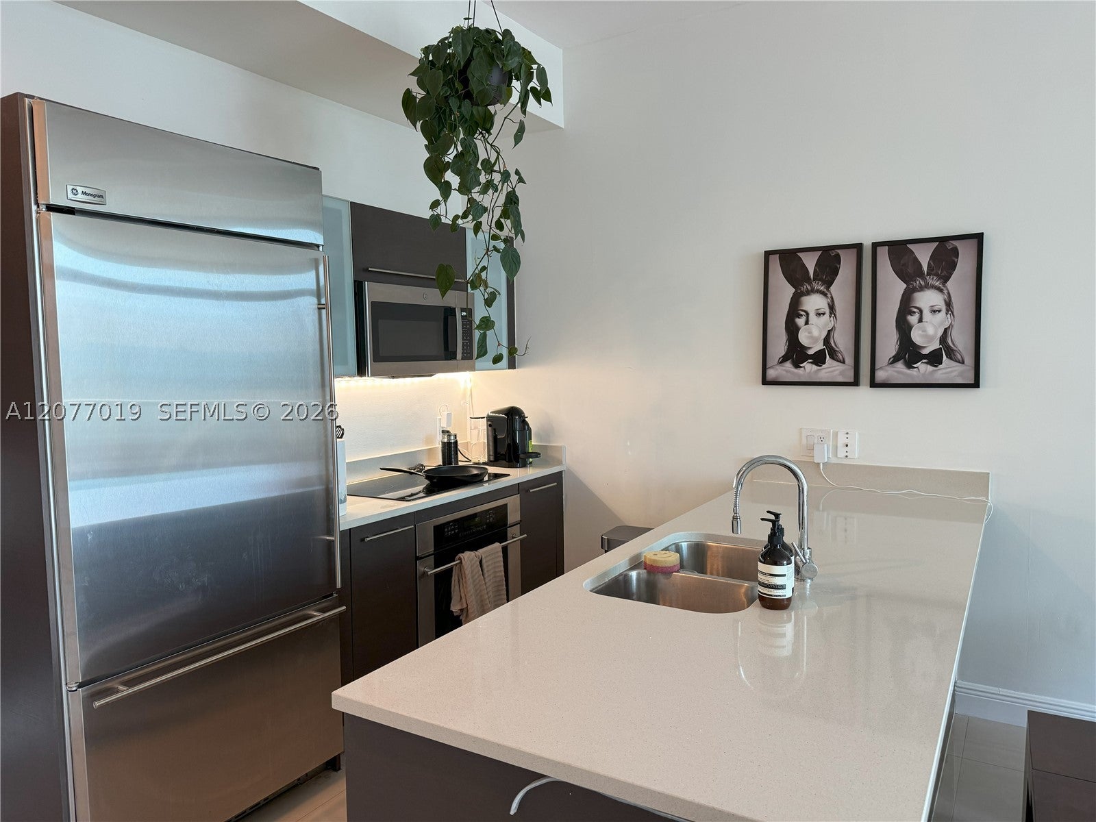 55 SE 6th St 4106
