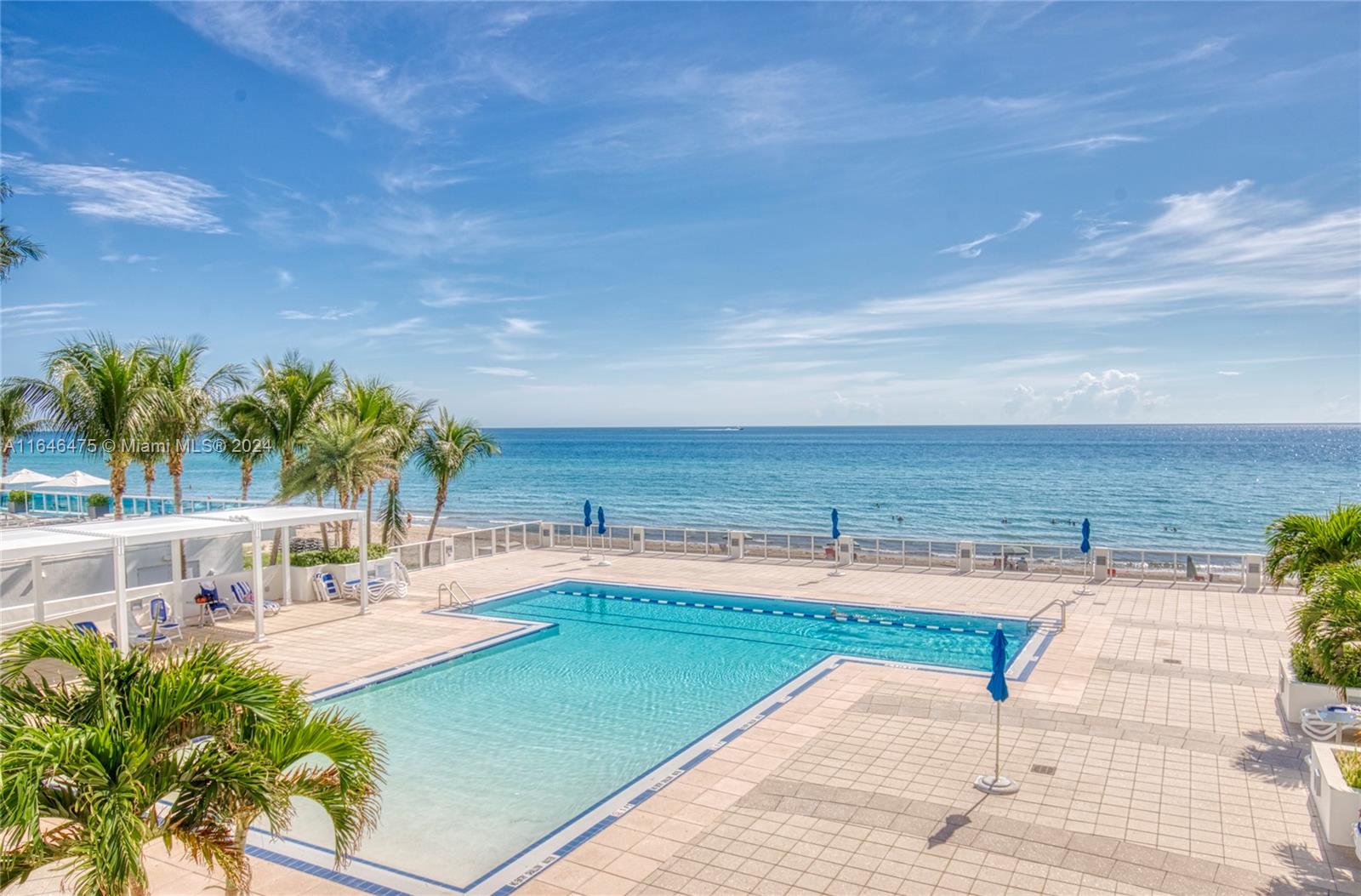AQUARIUS CONDO - Residential