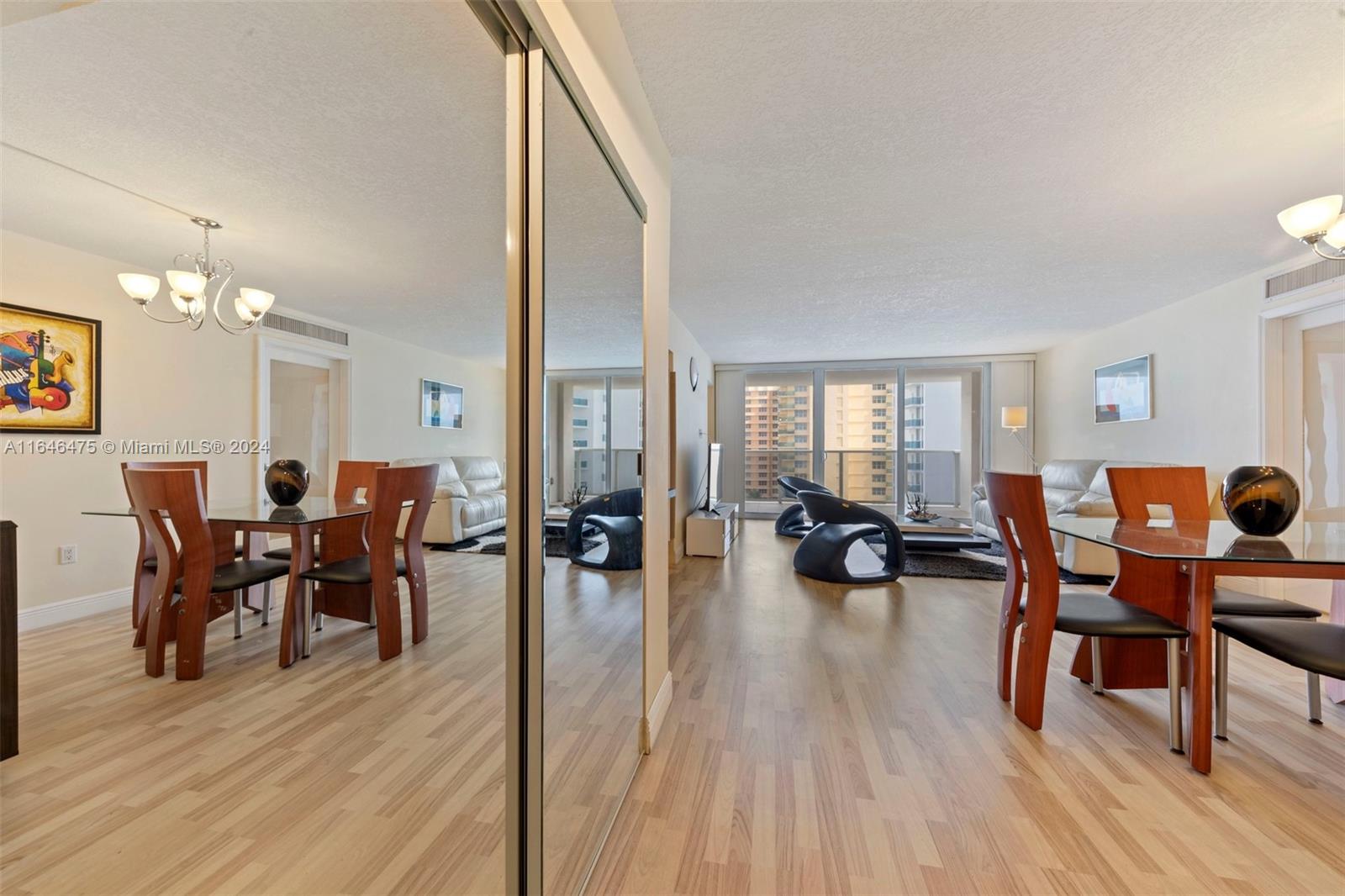AQUARIUS CONDO - Residential