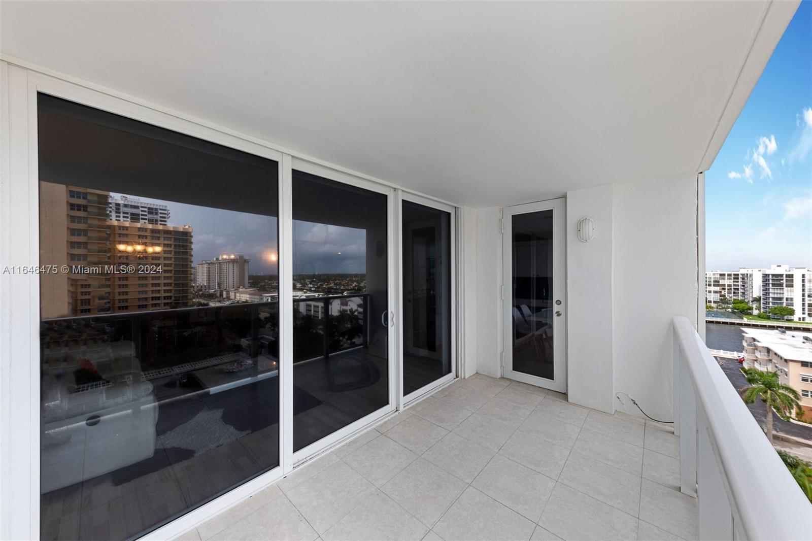 AQUARIUS CONDO - Residential