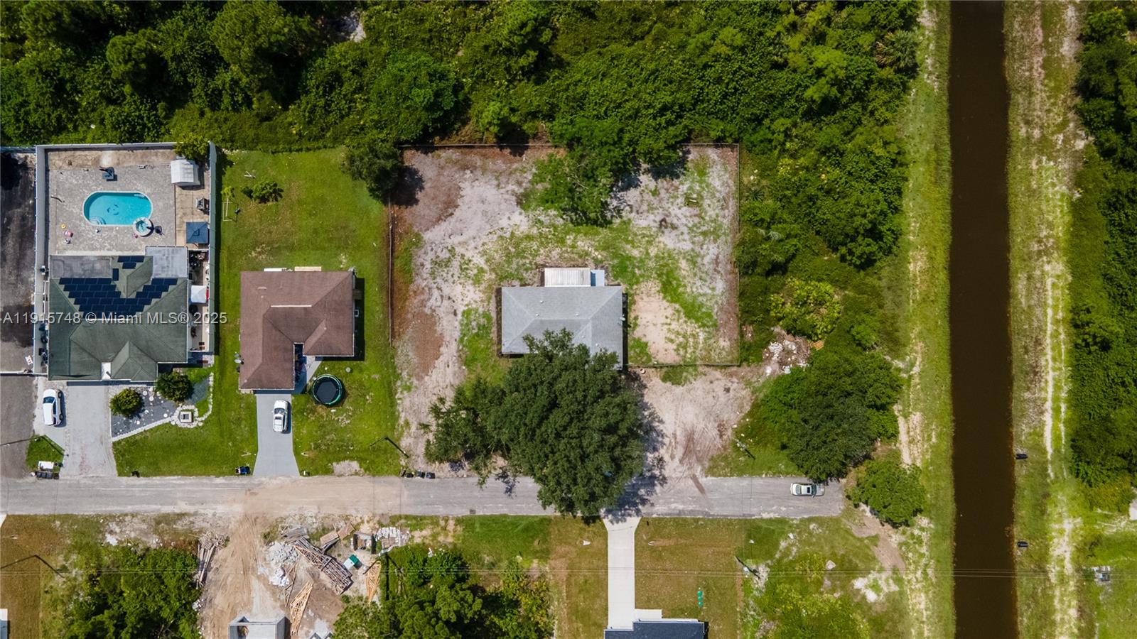 LEHIGH ACRES - Residential