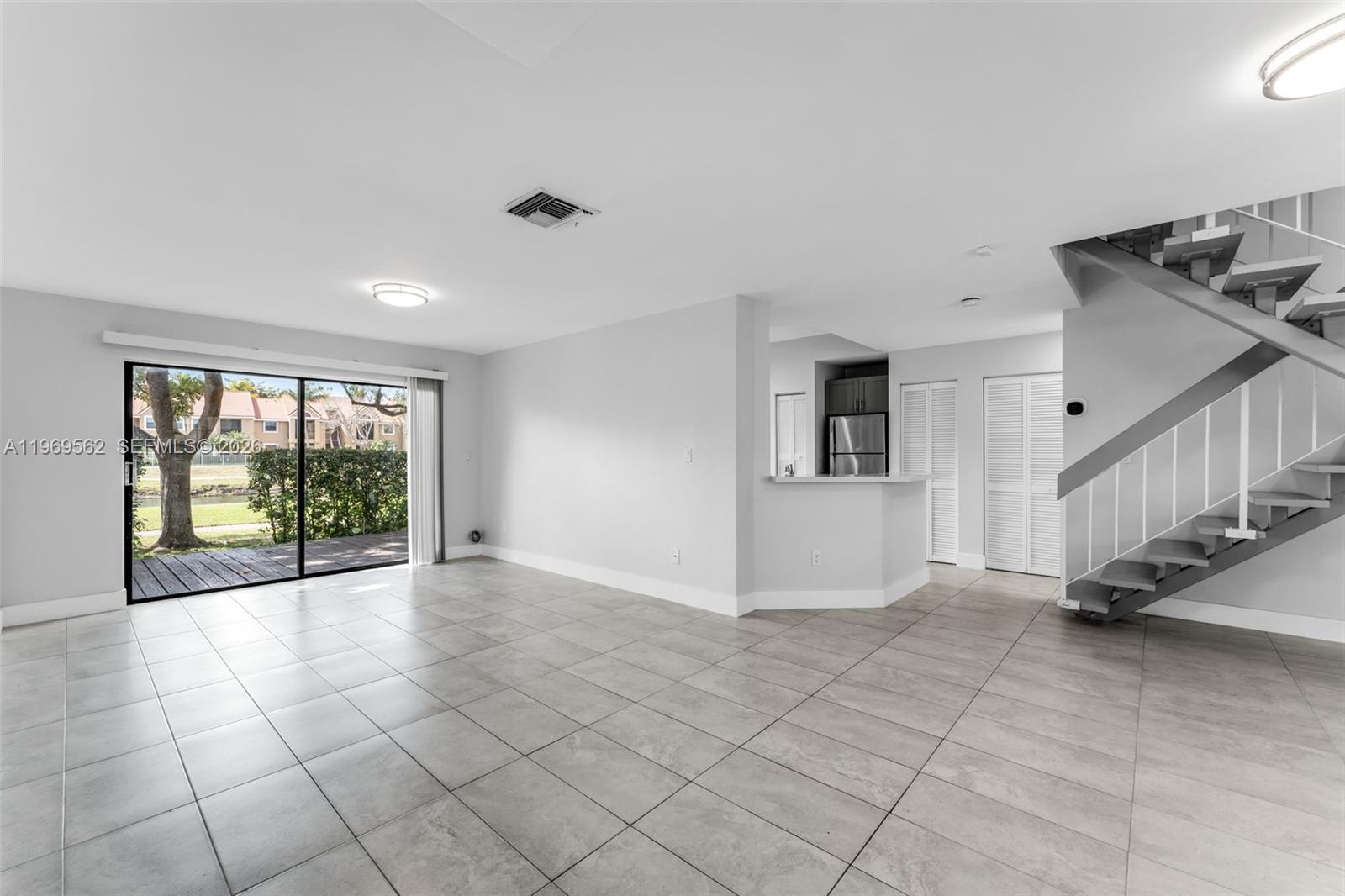 PALM POINT SEC 2 - Residential Lease