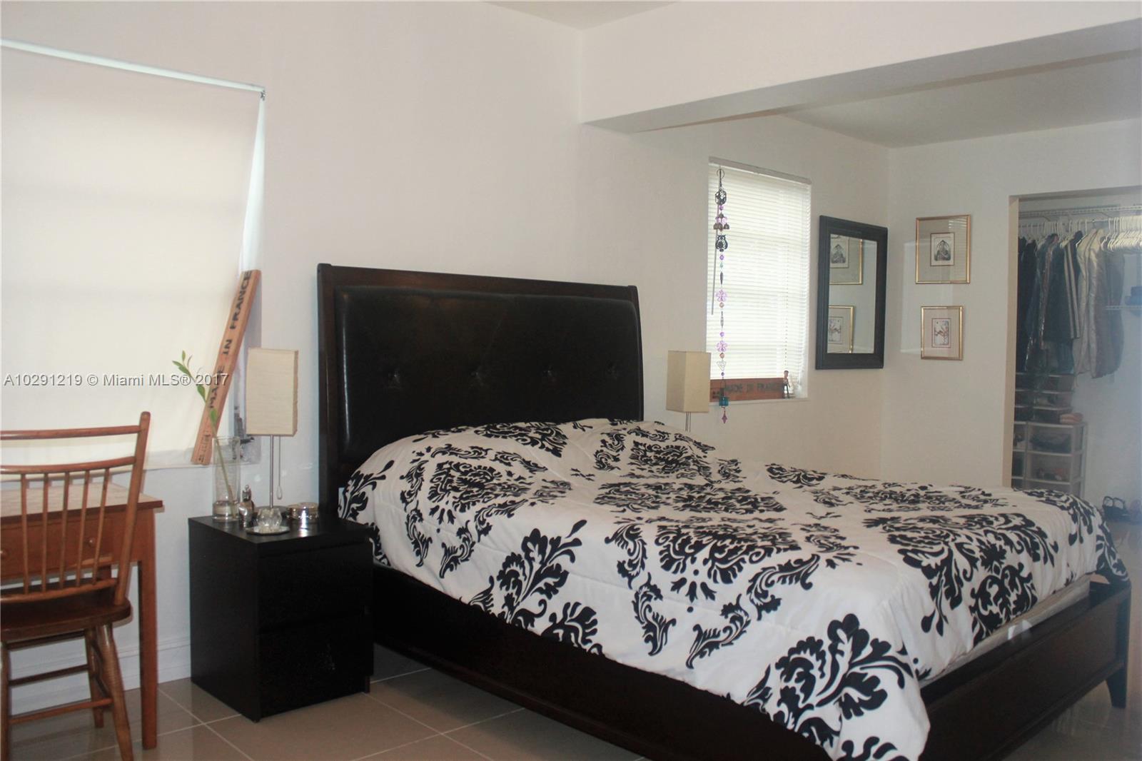 RICHMOND HEIGHTS - Residential