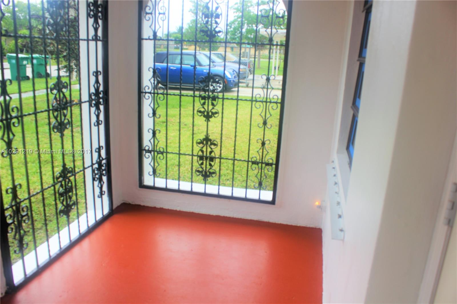 RICHMOND HEIGHTS - Residential