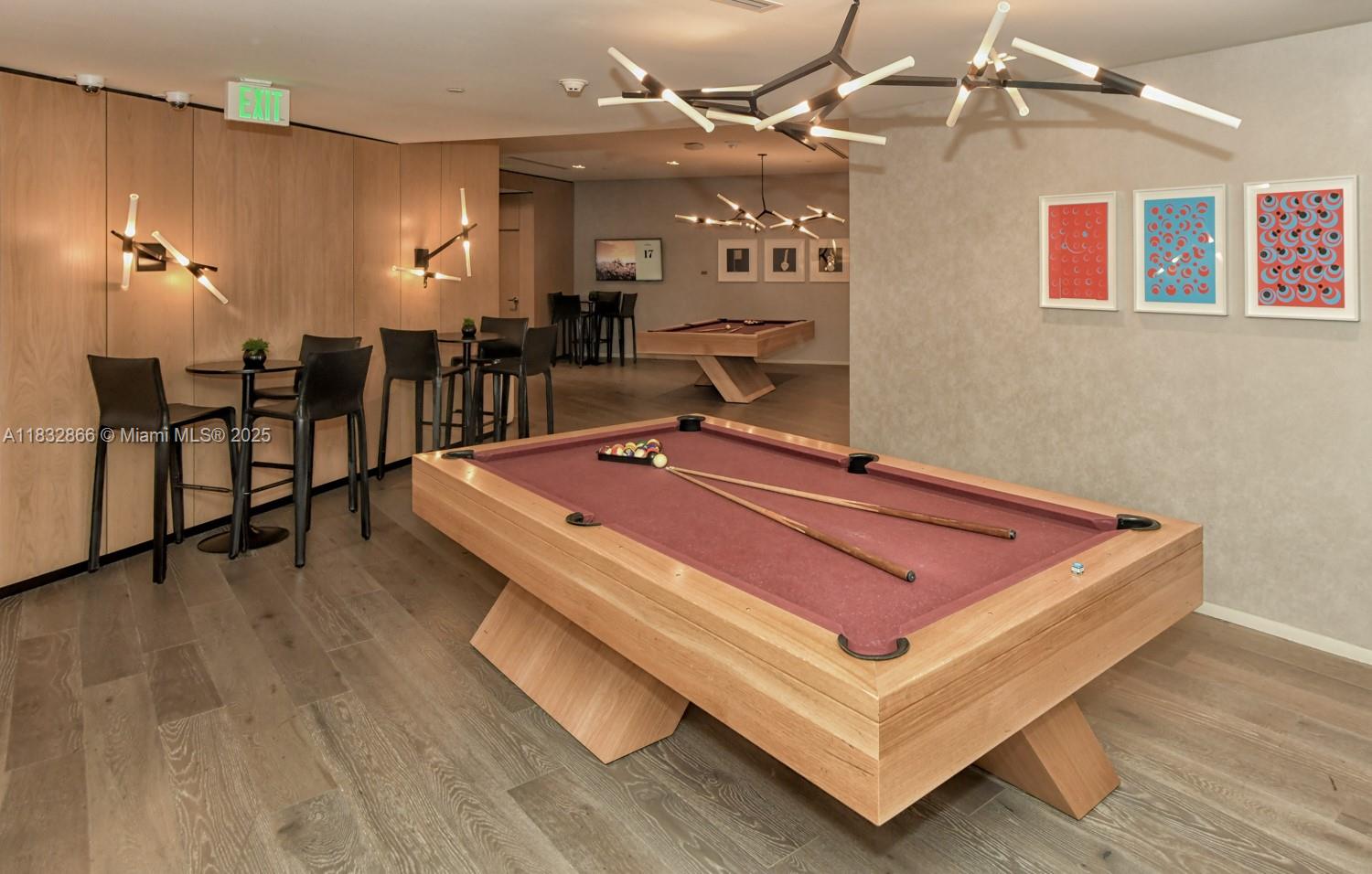 GRAN PARAISO CONDO - Residential