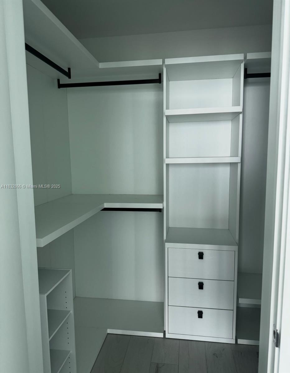 GRAN PARAISO CONDO - Residential