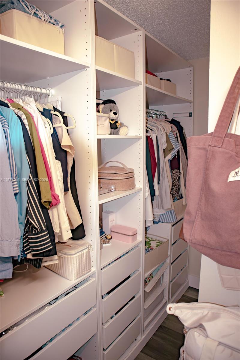 BRIGHTONS MEADOW TRACE - Residential Lease