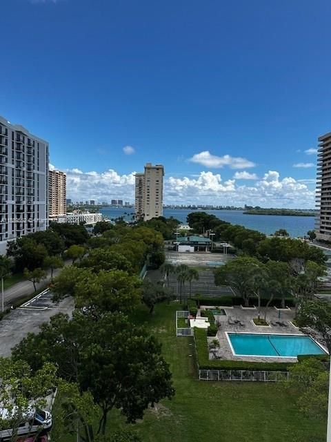 11111 Biscayne Blvd 6B Miami FL 33181