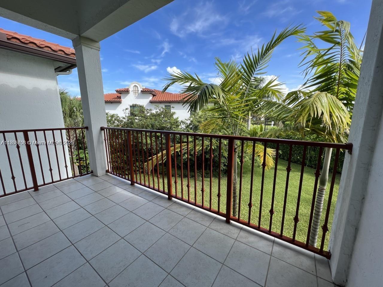 PEMBROKE LAKES SOUTH - Residential Lease