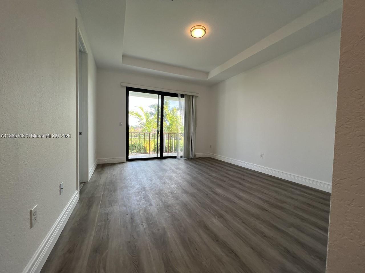 PEMBROKE LAKES SOUTH - Residential Lease