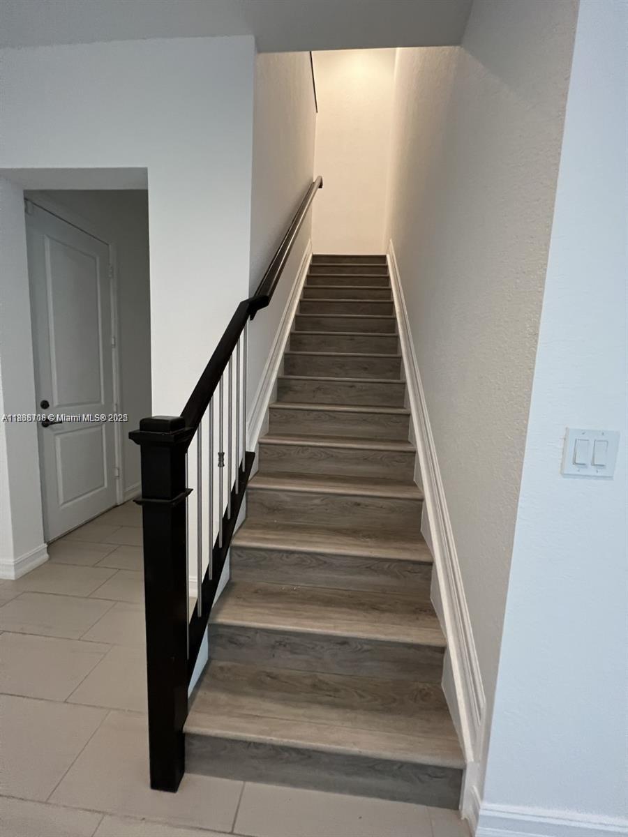 PEMBROKE LAKES SOUTH - Residential Lease