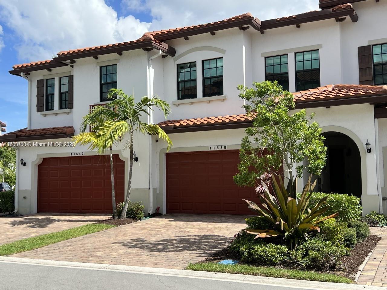 PEMBROKE LAKES SOUTH - Residential Lease