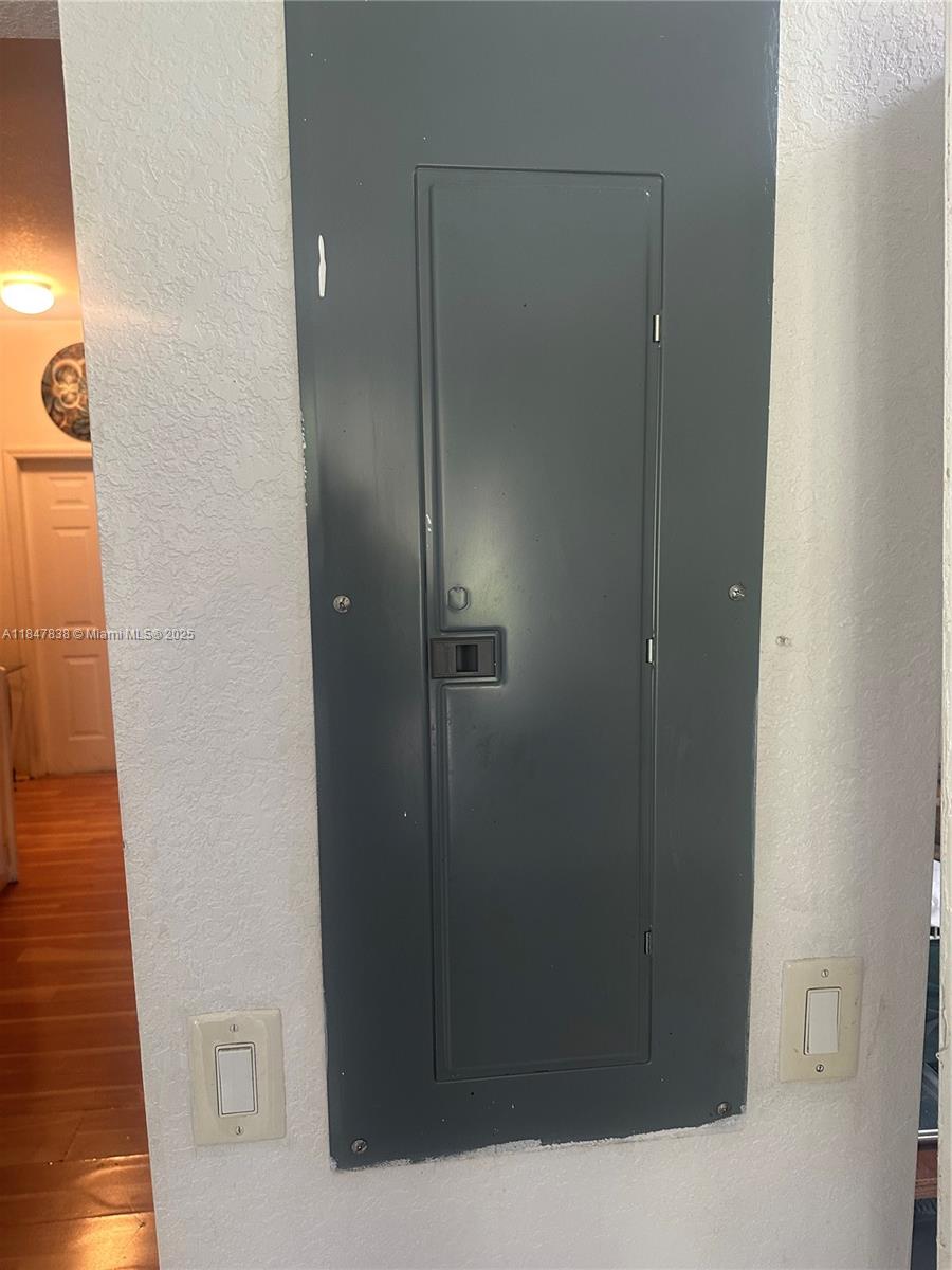 VILLAGE WALK - Residential