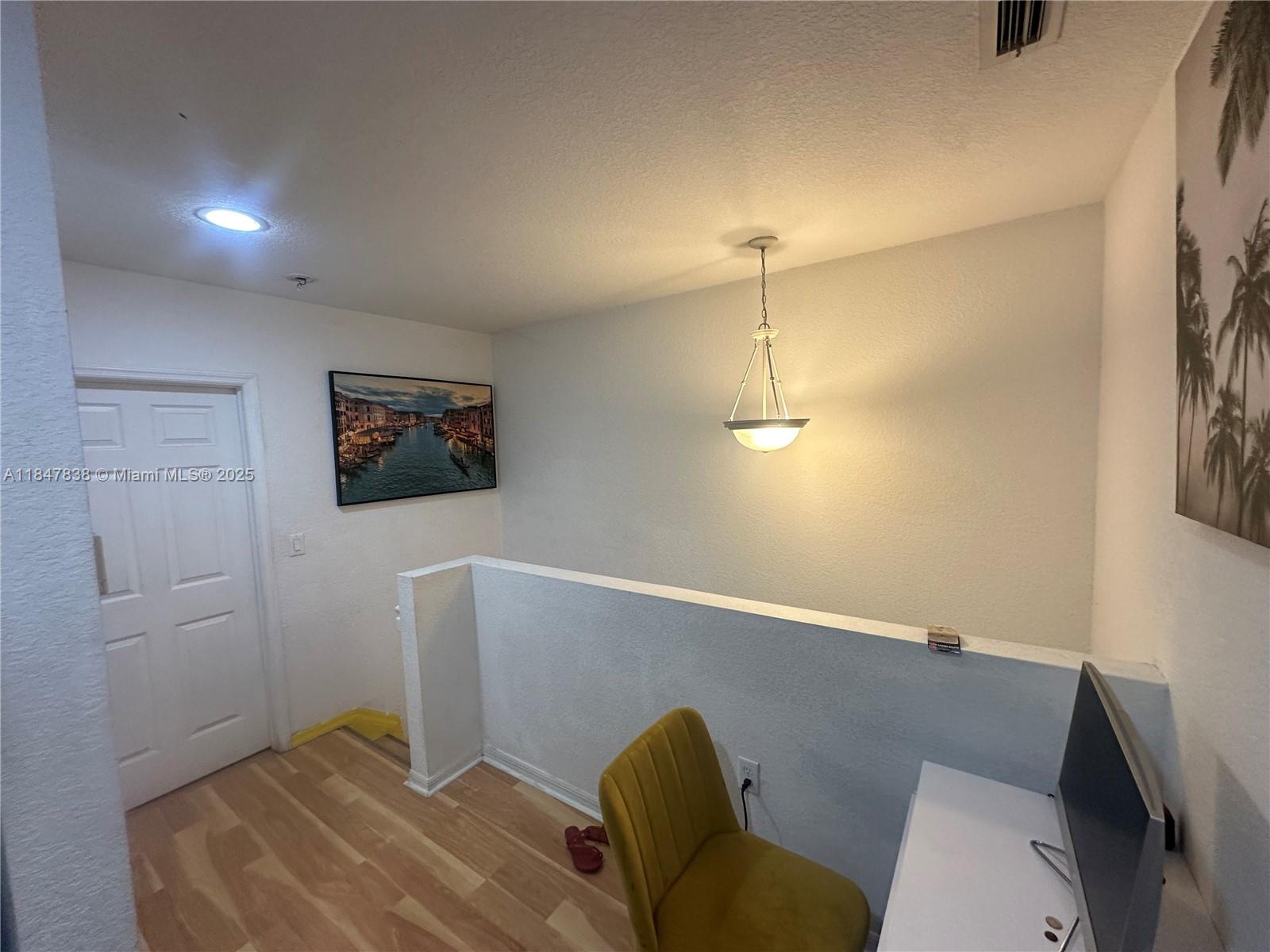 VILLAGE WALK - Residential