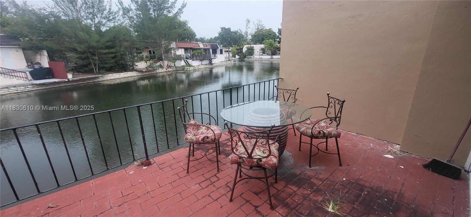 MIAMI LAKES GOLF COURSE V - Residential Lease