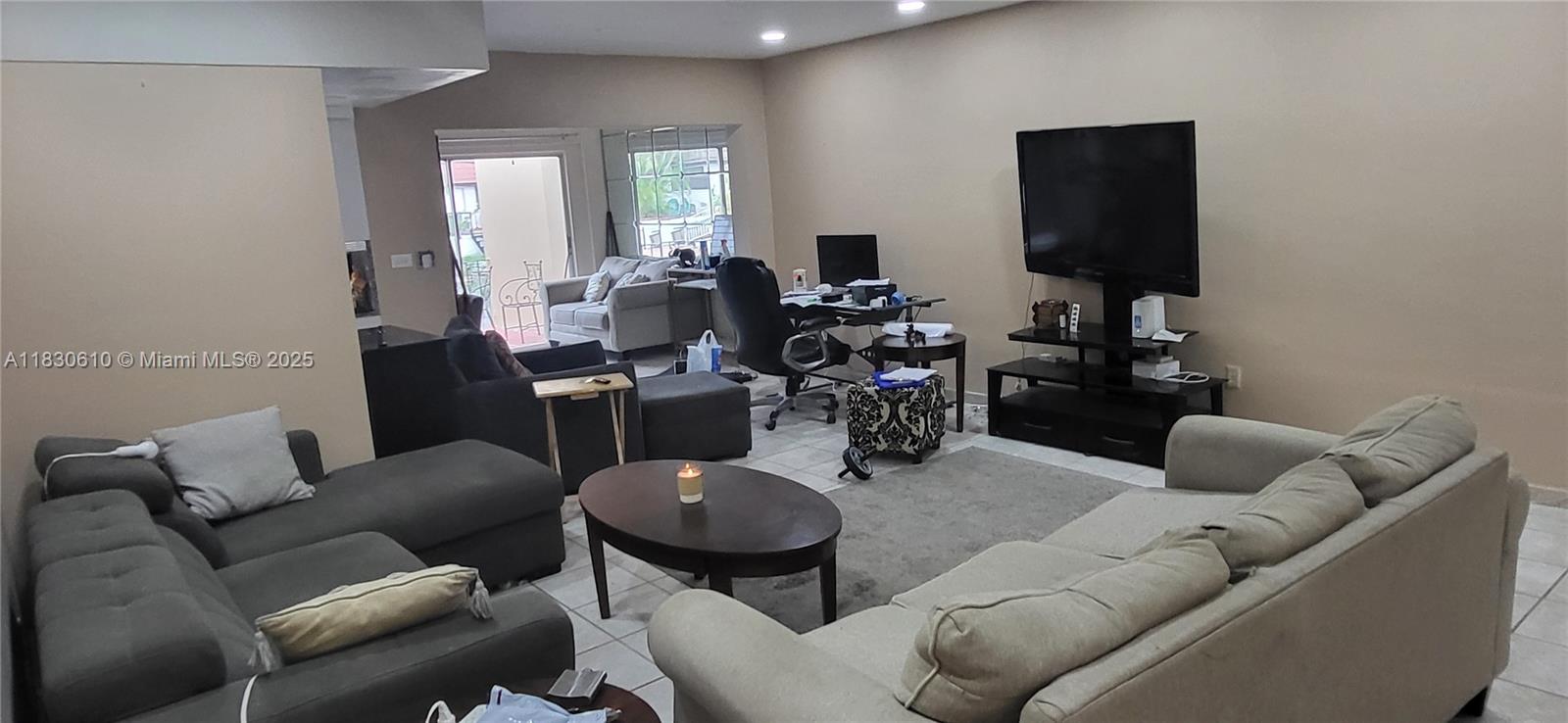 MIAMI LAKES GOLF COURSE V - Residential Lease