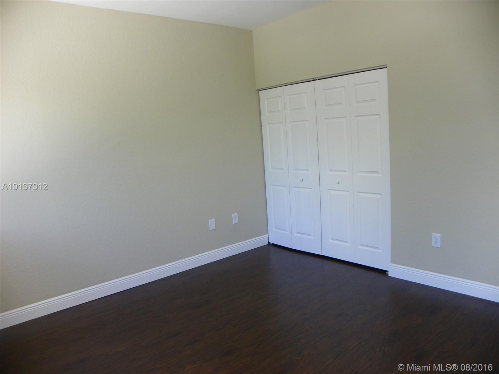 Madison Lakes - Residential