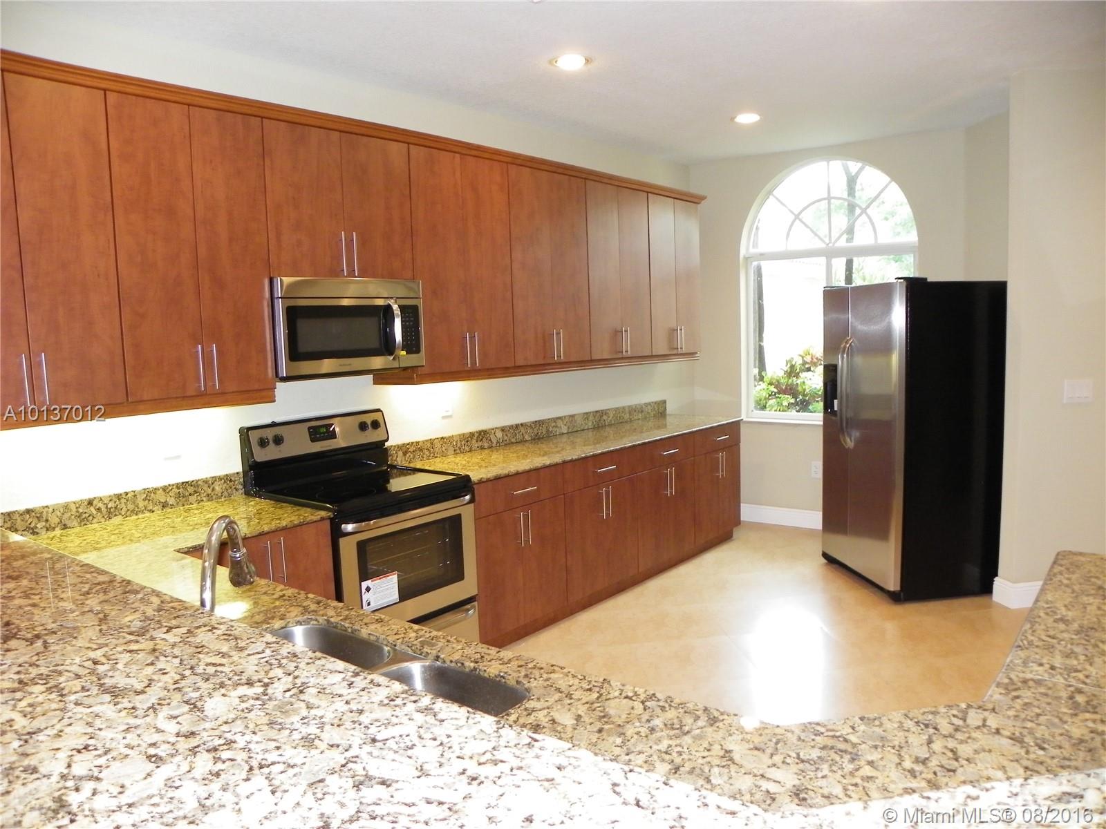 Madison Lakes - Residential