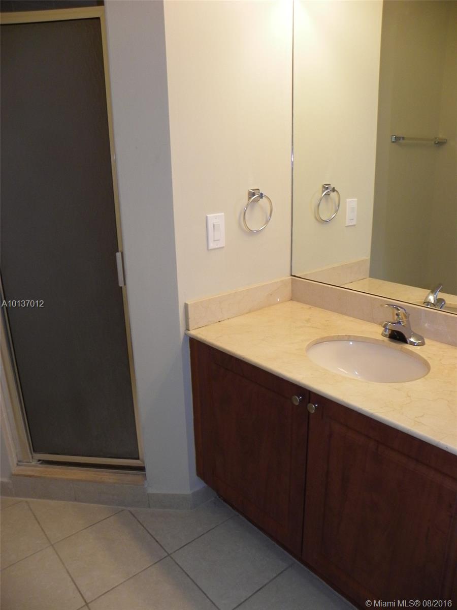 Madison Lakes - Residential