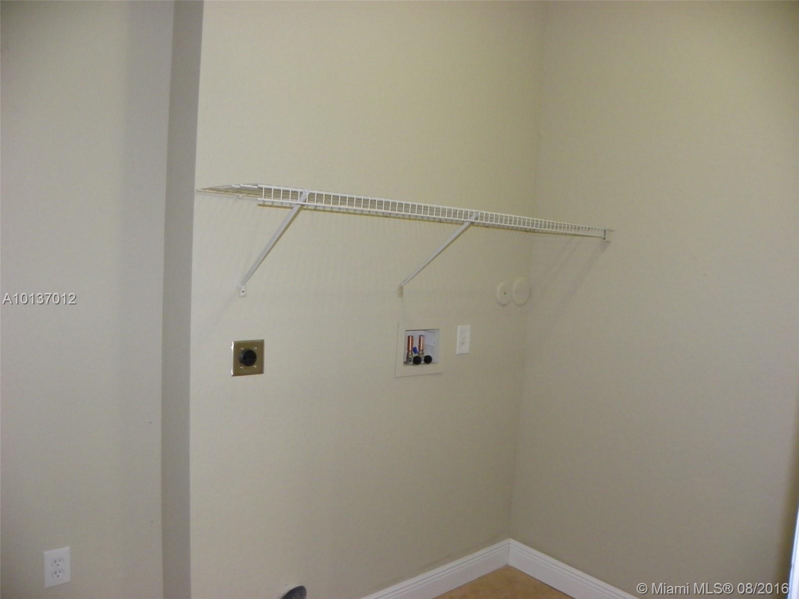 Madison Lakes - Residential